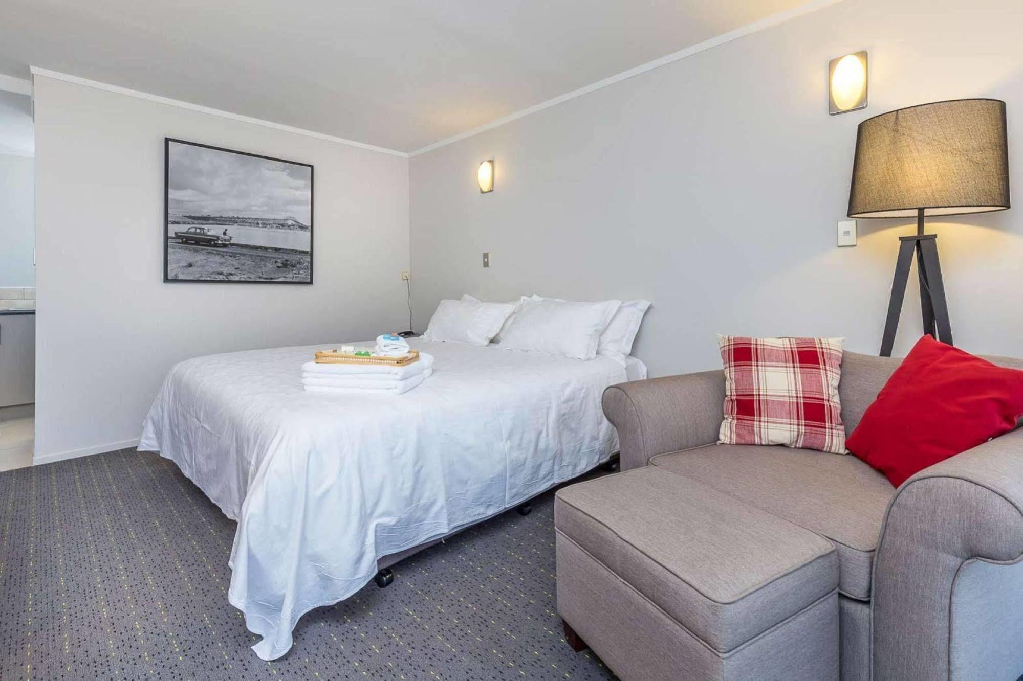 Anzac Court Motel Окленд Экстерьер фото
